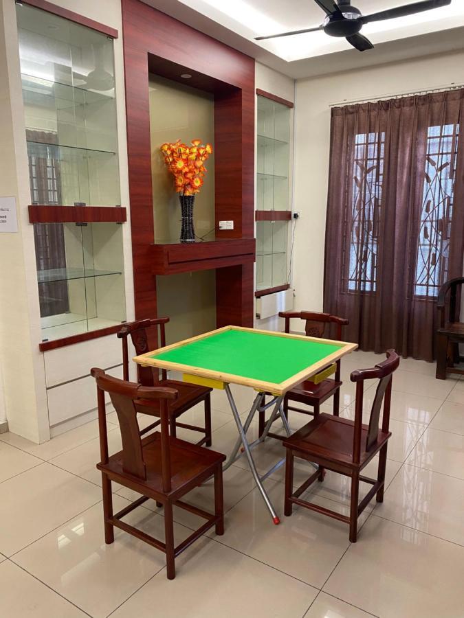 Villa Near Spice Arena 4Br 24Pax With Ktv Pool Table And Kids Swimming Pool Bayan Lepas Kültér fotó